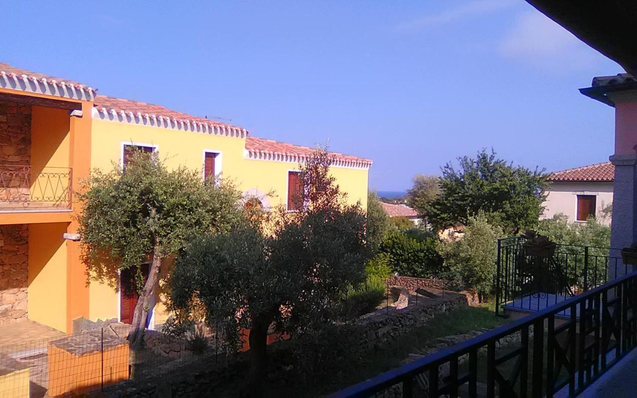 Secret Garden Apartment Budoni Bagian luar foto